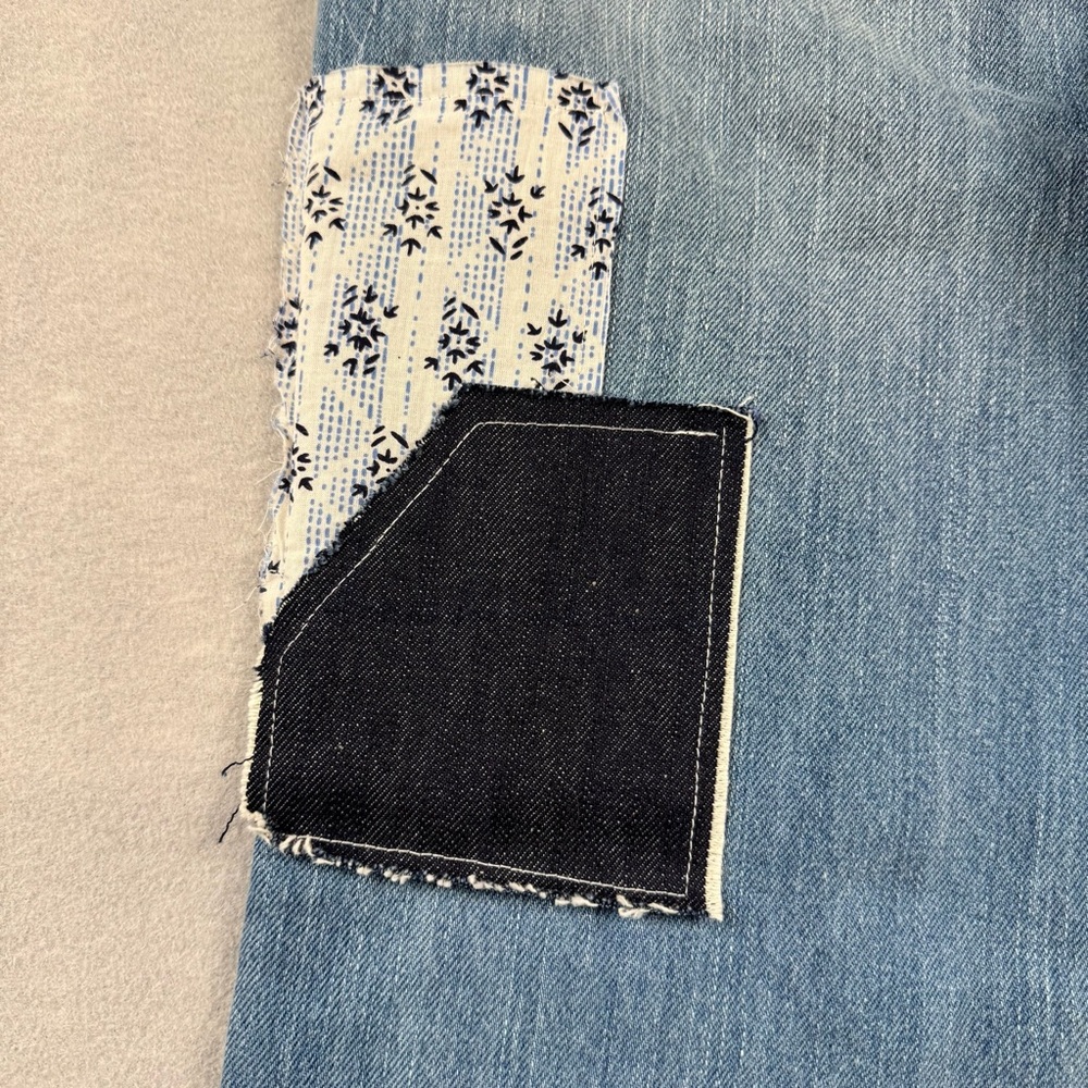 BDG Patchwork Floral Flare Jeans Size 27 NWT Hippie Festival Embroidered - Picture 7 of 15